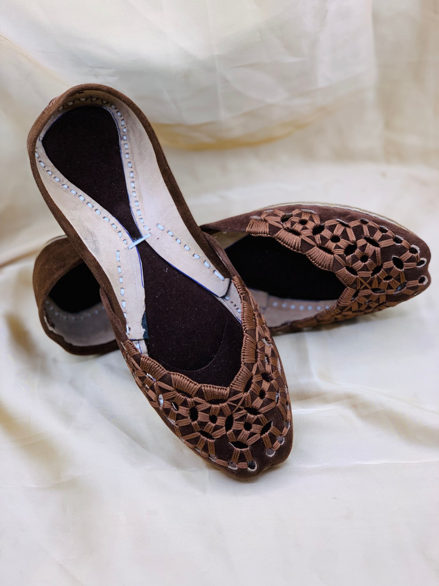 Handmade Brown Velvet Khussa for Women – Traditional Ethnic Flat Shoes with Elegant cut work Embroidery