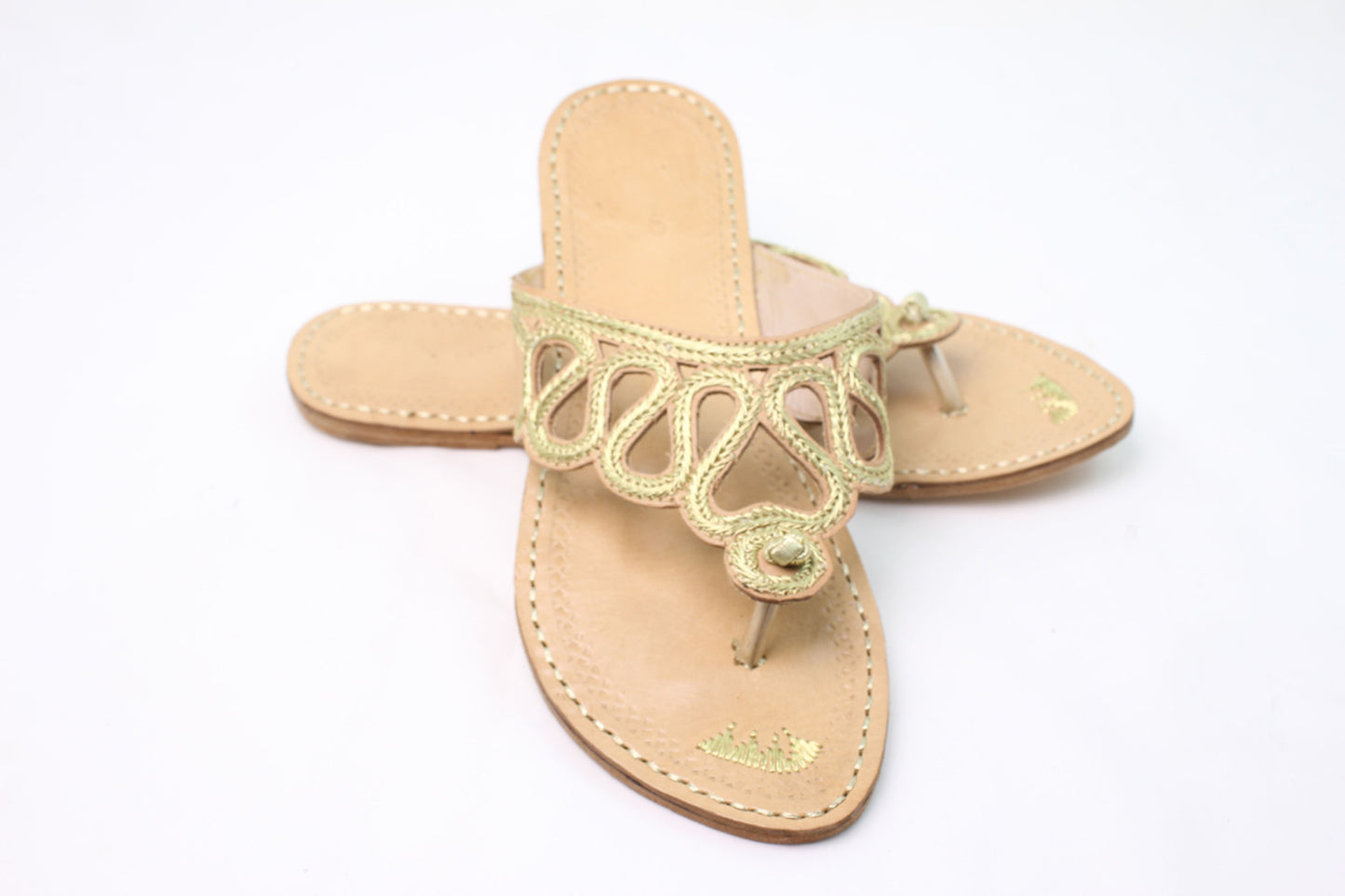 Zig Zag Chappal