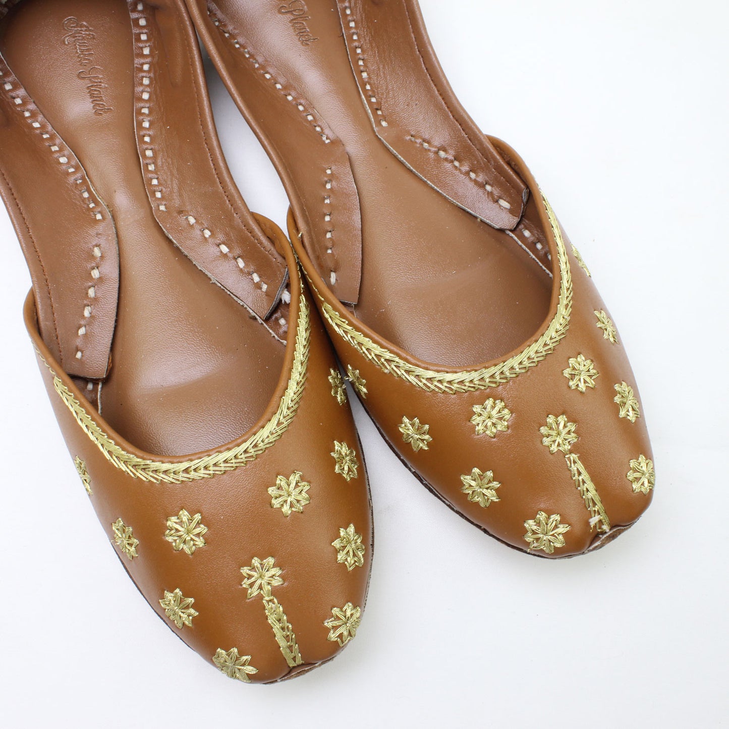 Tan Star Tilla