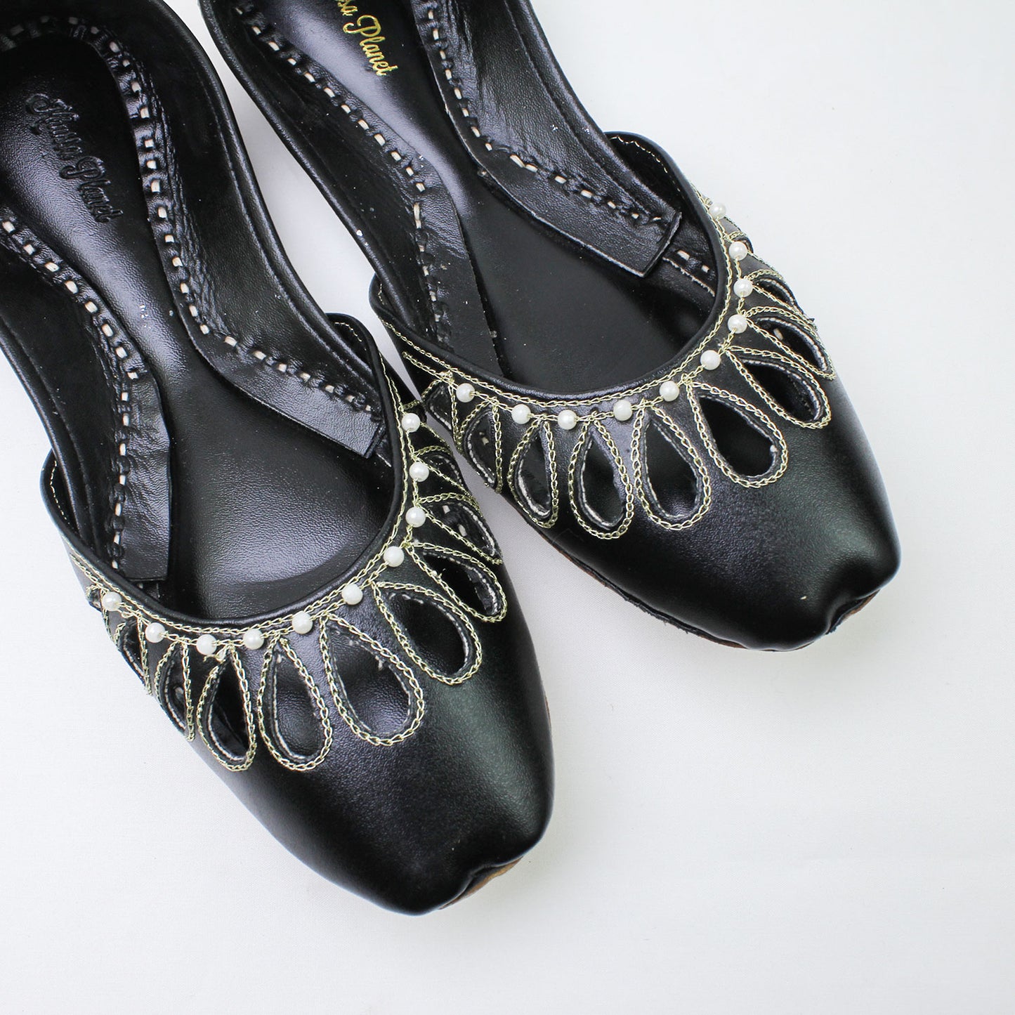 Plain Black Khussa
