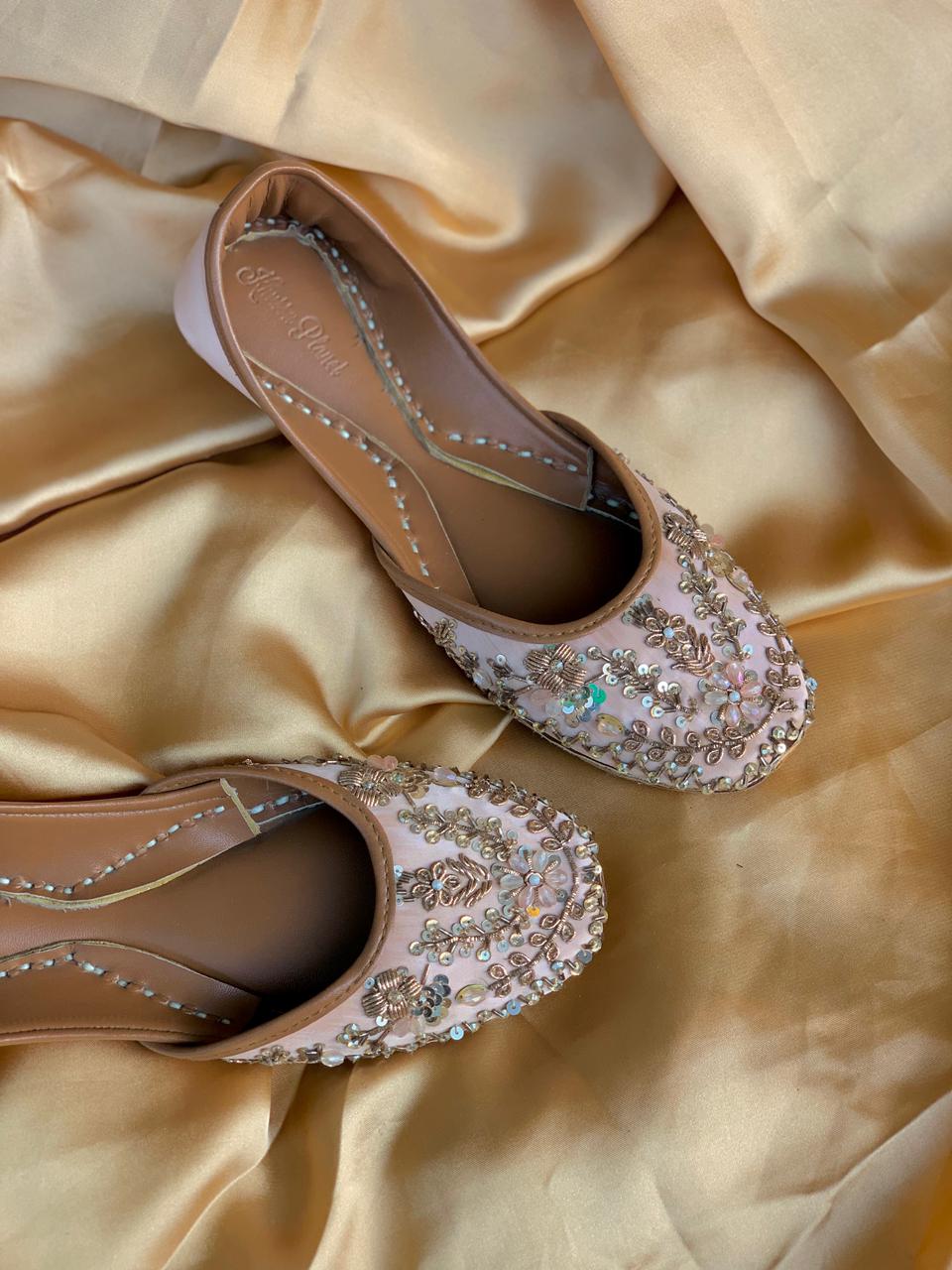 Elegant Hand-Embroidered Blush Pink Khussa – Mirror & Sequin Work