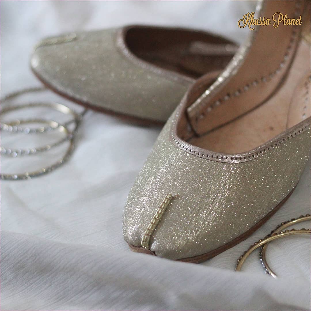 Ladies Casual Khussa