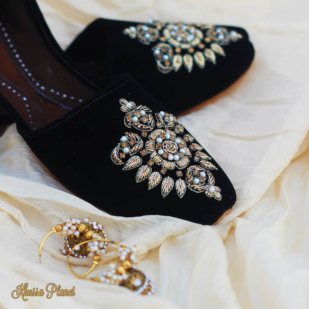 Handcrafted Nawabi Khussa