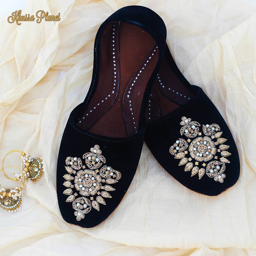Handcrafted Nawabi Khussa
