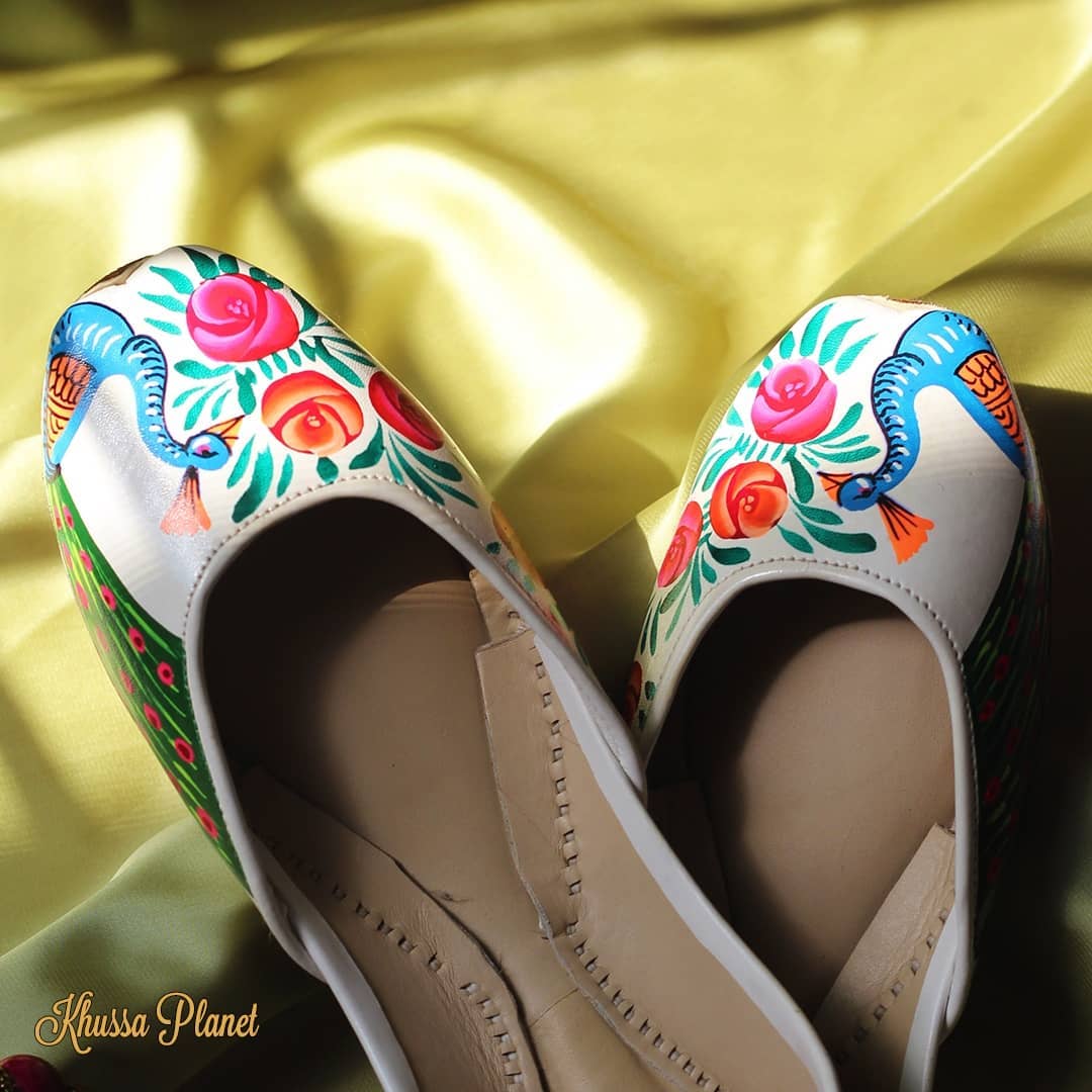 Peacock Handpainted Khussa