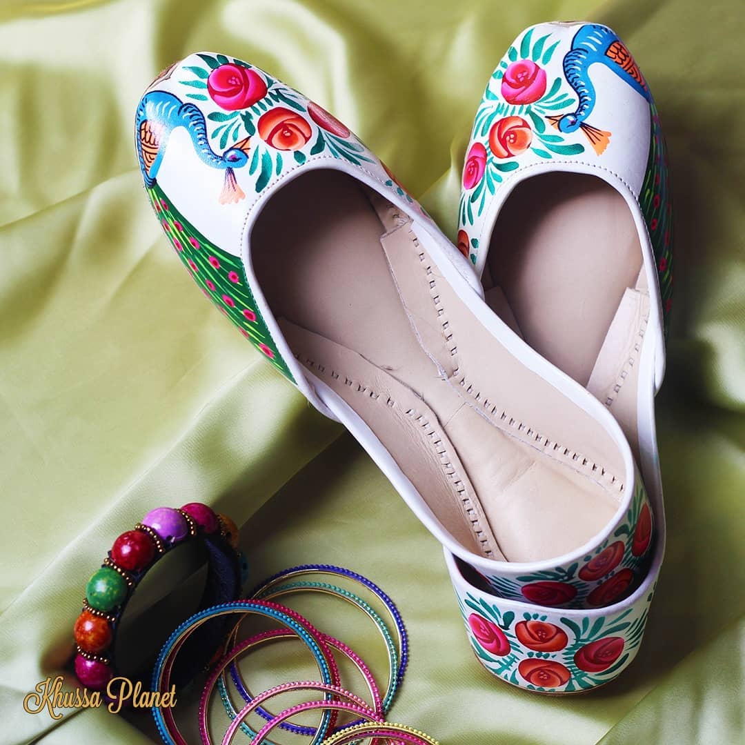 Peacock Handpainted Khussa
