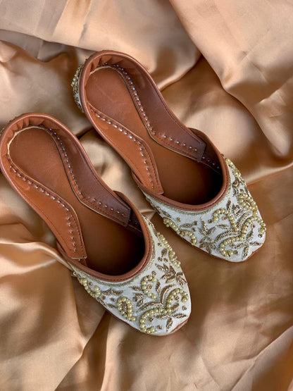 Khussa Planet Perla (Exclusive edition)