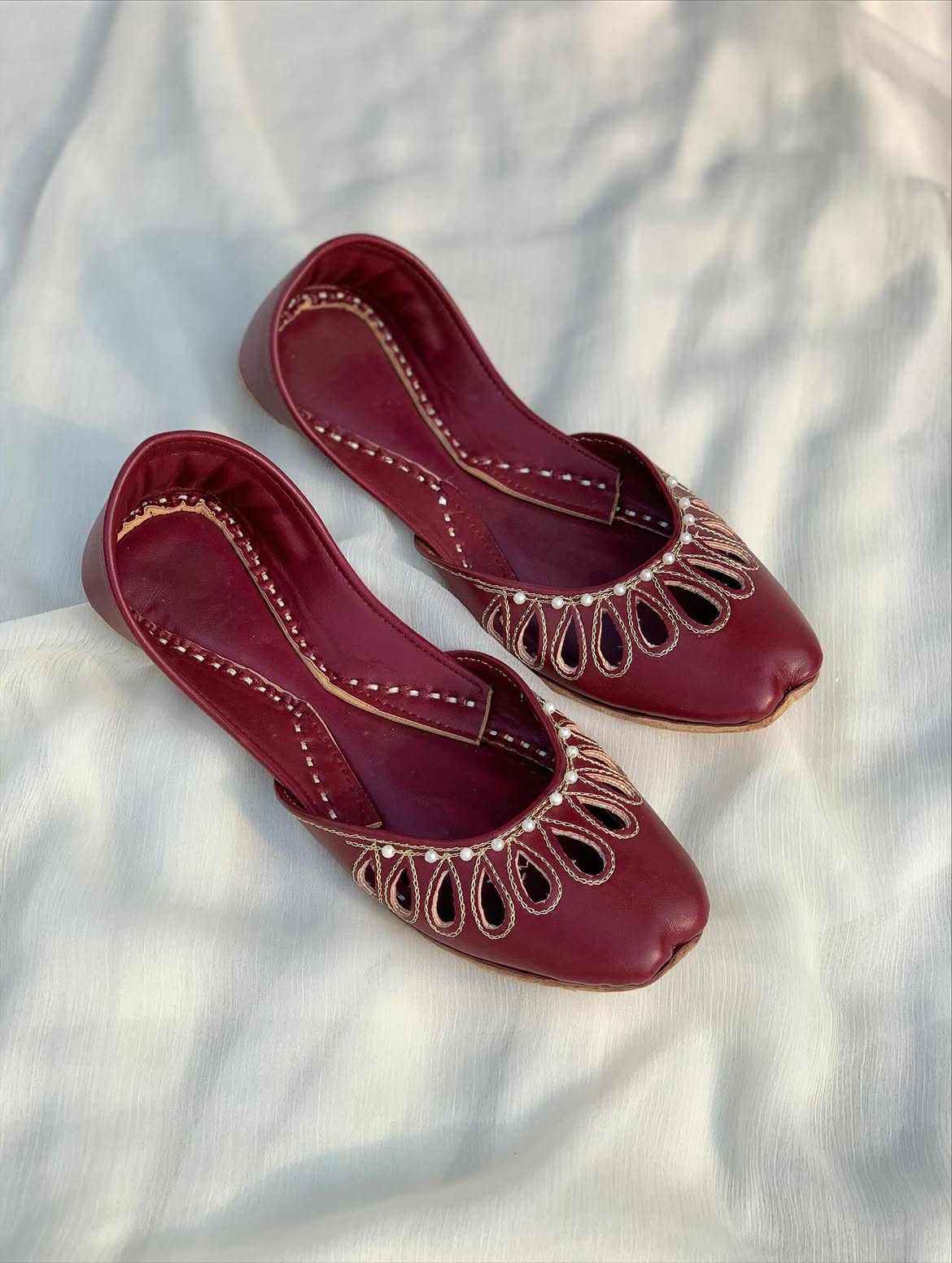 Badam Cutwork Khussa — Maroon