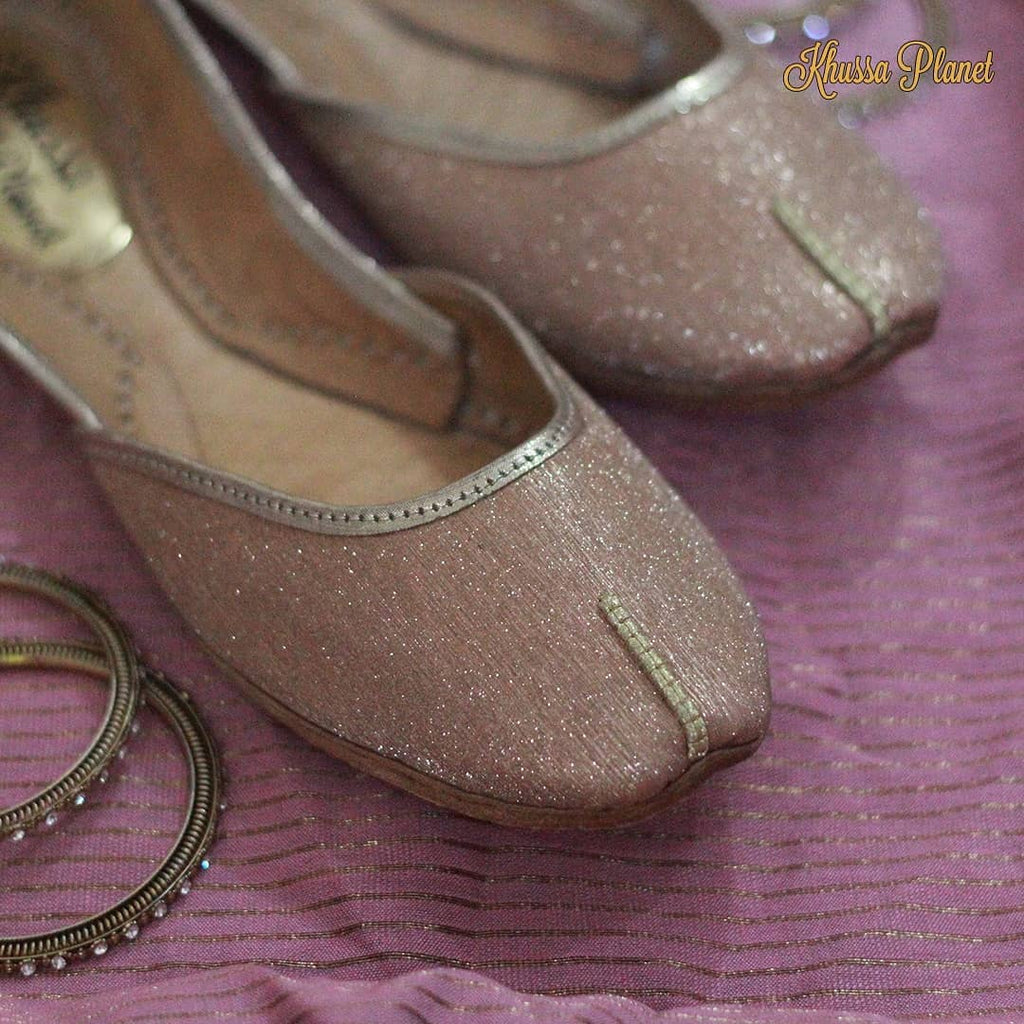 Ladies Pink Casual Khussa