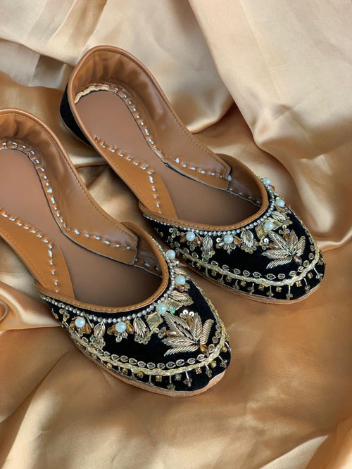 Black Velvet Hand-Embroidered Khussa – Pearl & Golden Zari Detailing