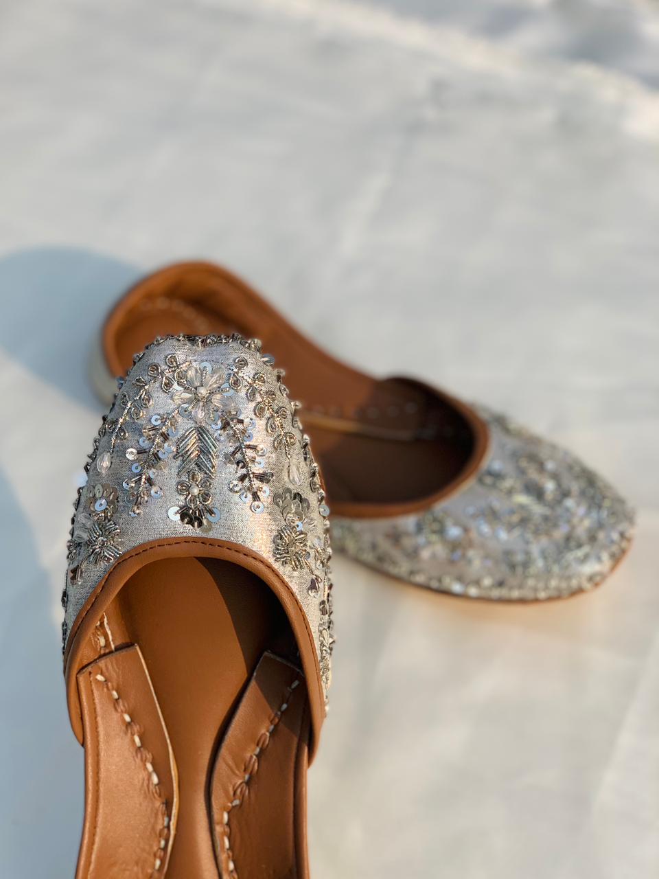 Silver Sparkle Hand-Embroidered Khussa