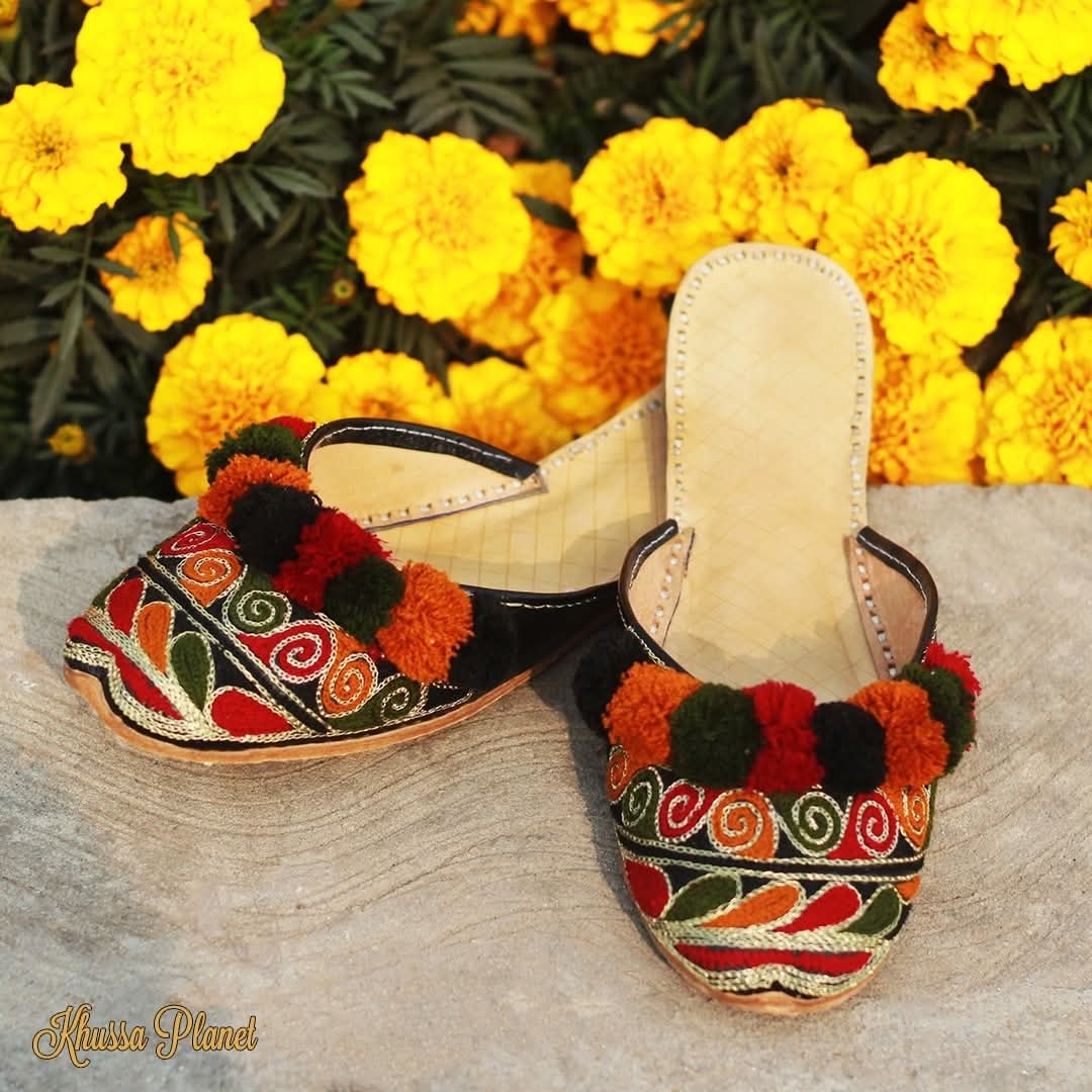 Pom Pom Embroidered Back-Open Khussa