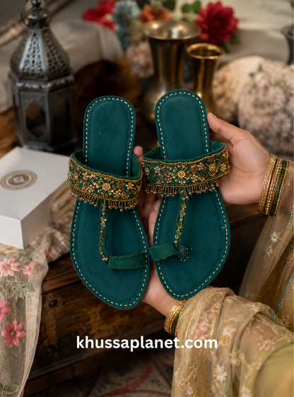 Noor-e-Zamurd