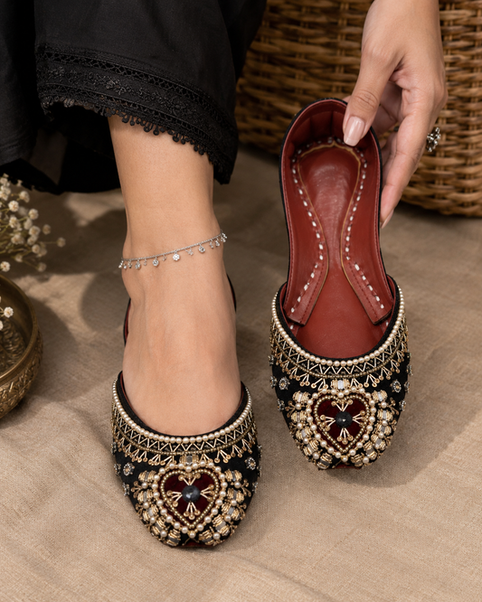 Dilkash Mirror Khussa – Elegance in Every Step