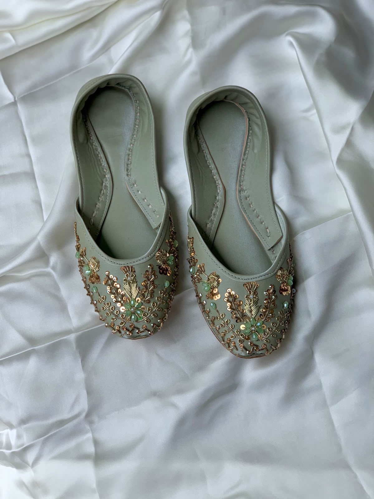 Khussa Planet Aurelia - Elegant Bridal Khussa